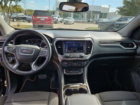 Used 2023 GMC Acadia AT4 image 19