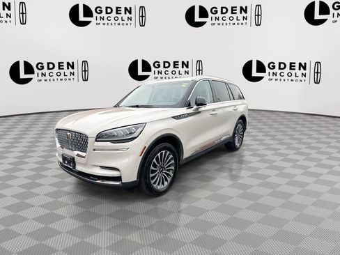 Certified 2023 Lincoln Aviator Reserve w/ Elements Package Plus image 4