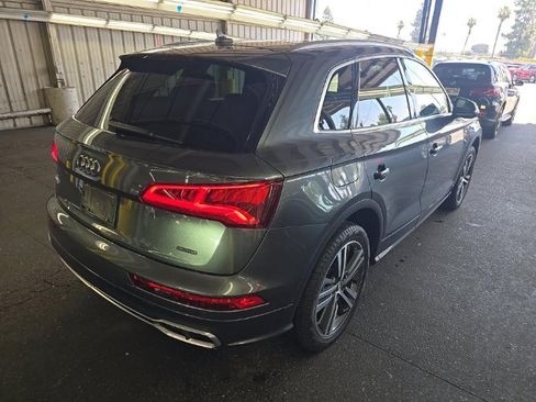 Used 2020 Audi Q5 e Premium Plus AWD/4WD image 2