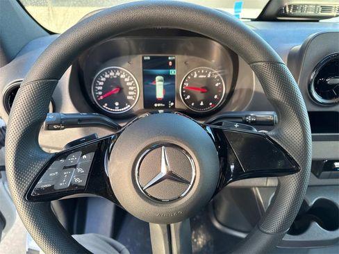 New 2025 Mercedes-Benz Sprinter 2500 image 21
