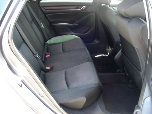 Used 2019 Honda Accord LX image 15