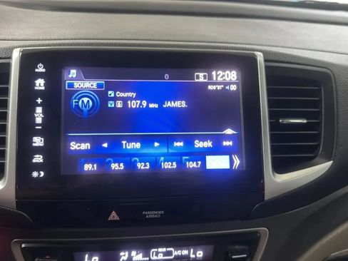 Used 2017 Honda Pilot EX-L image 22