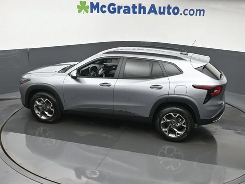 New 2026 Chevrolet Trax LT w/ Driver Confidence Package FWD image 24