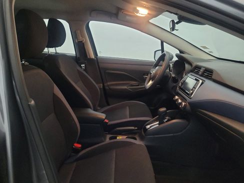 Used 2025 Nissan Versa SV w/ Trunk Package FWD image 21
