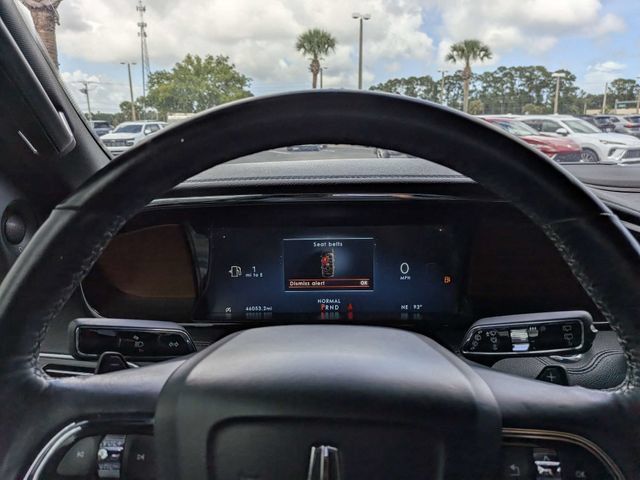 Used 2022 Lincoln Navigator 4WD image 29