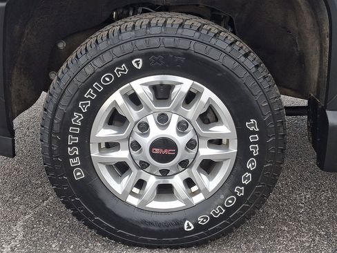 Used 2024 GMC Sierra 2500 Pro w/ Convenience Package image 10