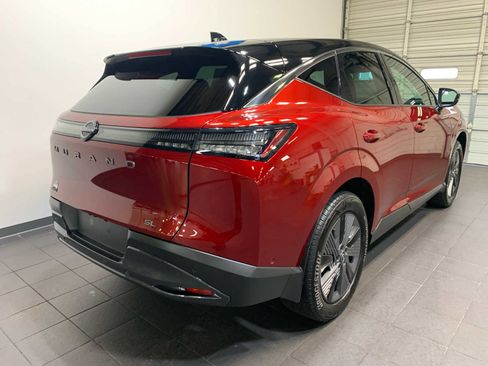 Used 2025 Nissan Murano SL image 3