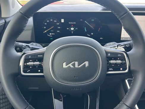 New 2026 Kia Carnival SX FWD image 25