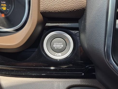New 2026 RAM 1500 Laramie w/ Advanced Safety Group II AWD/4WD image 22
