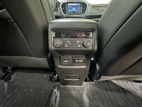 Used 2023 GMC Acadia AT4 w/ Technology Package AWD/4WD image 21
