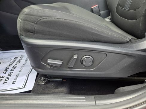 Used 2025 Hyundai Tucson SEL FWD image 15