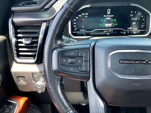 Used 2024 GMC Sierra 2500 Denali Ultimate AWD/4WD image 24