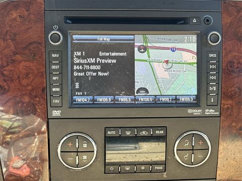 Used 2014 Chevrolet Tahoe LTZ image 27