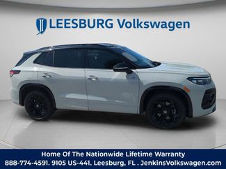 Certified 2025 Volkswagen Tiguan SE R-Line video 2