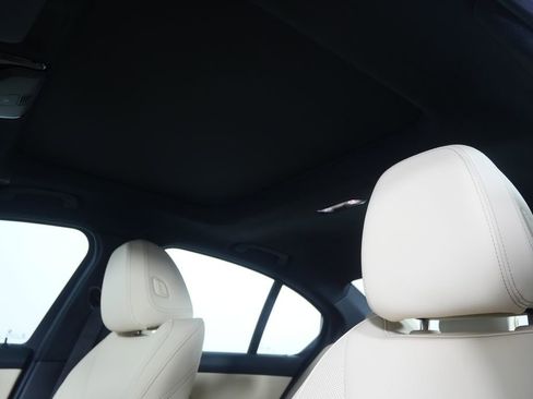 New 2026 BMW 330i xDrive Sedan AWD/4WD image 11