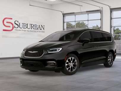 New 2026 Chrysler Pacifica Select