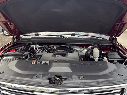 Certified 2016 Chevrolet Suburban LTZ AWD/4WD image 18