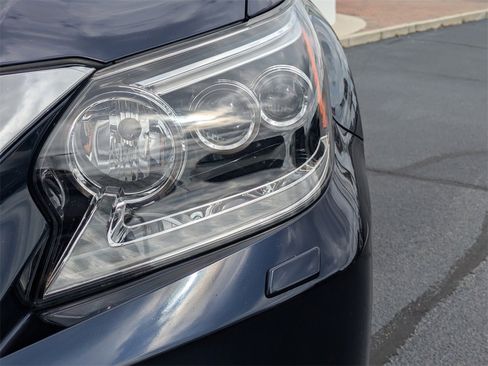 Used 2019 Lexus GX 460 Luxury image 11