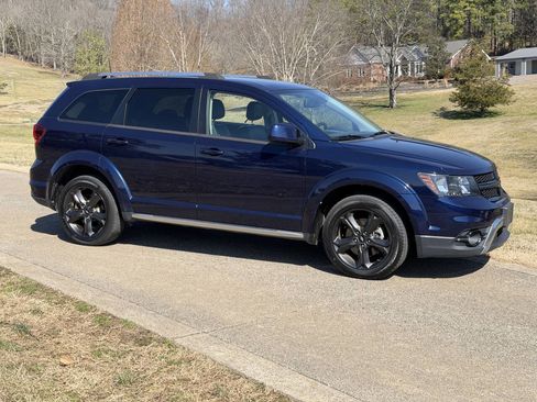 Used 2019 Dodge Journey Crossroad image 14