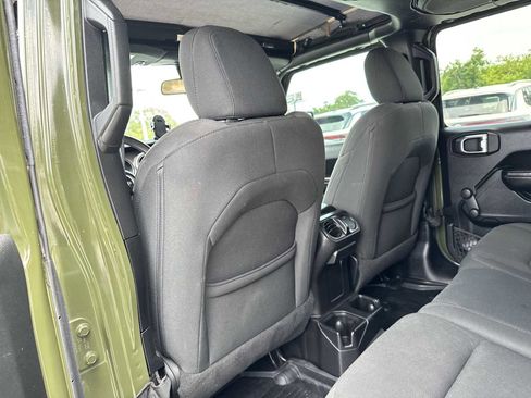 Used 2021 Jeep Wrangler Unlimited Sport AWD/4WD image 18