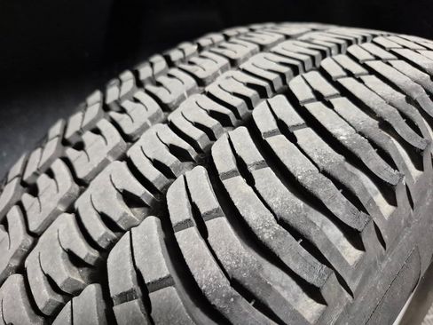 Used 2019 RAM 1500 Express image 9