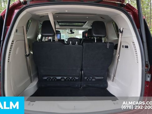 Used 2018 Chrysler Pacifica Limited FWD image 25
