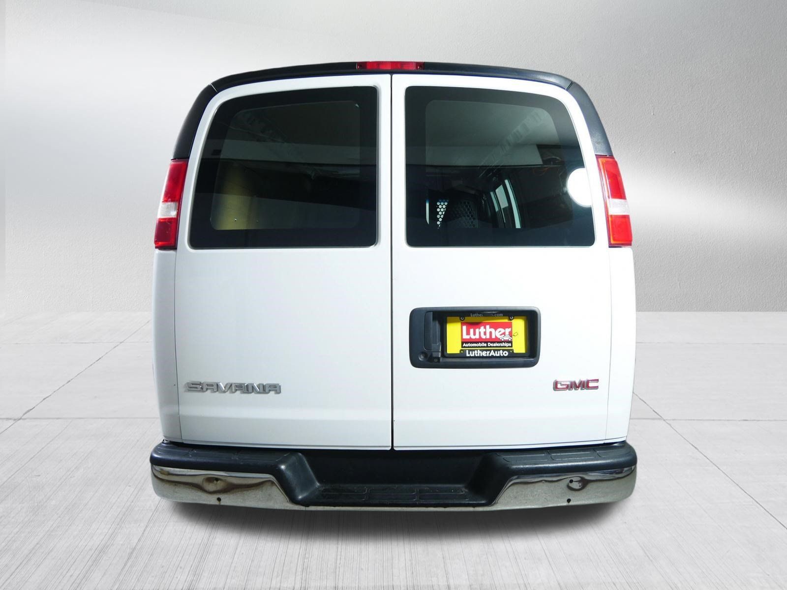 Used 2019 GMC Savana 2500 w/ Driver Convenience Package RWD image 6