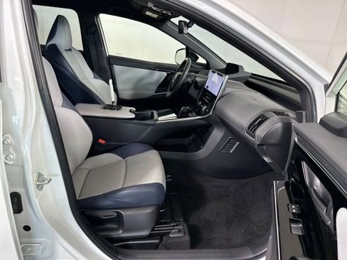 Used 2023 Subaru Solterra AWD image 27