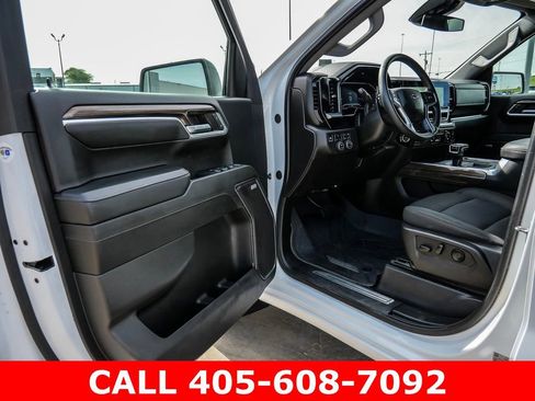 Used 2024 Chevrolet Silverado 1500 RST w/ Convenience Package II image 28
