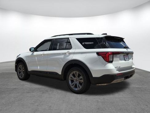 New 2026 Ford Explorer Active w/ Active Comfort Package AWD/4WD image 3