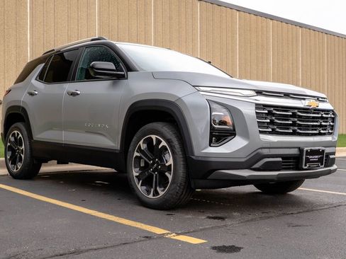 New 2026 Chevrolet Equinox LT w/ Safety and Technology Package AWD/4WD image 2