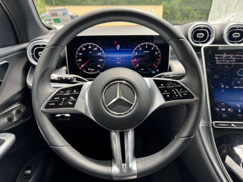 Certified 2026 Mercedes-Benz GLC 300 image 10