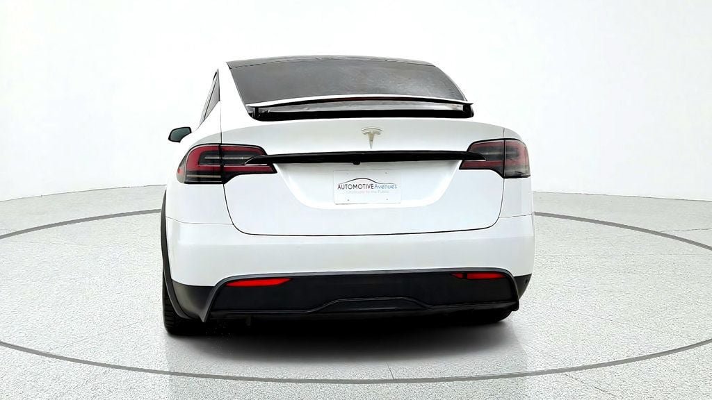 Used 2023 Tesla Model X AWD/4WD image 6