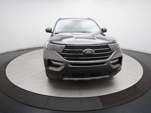 Used 2023 Ford Explorer XLT w/ Equipment Group 202A image 11