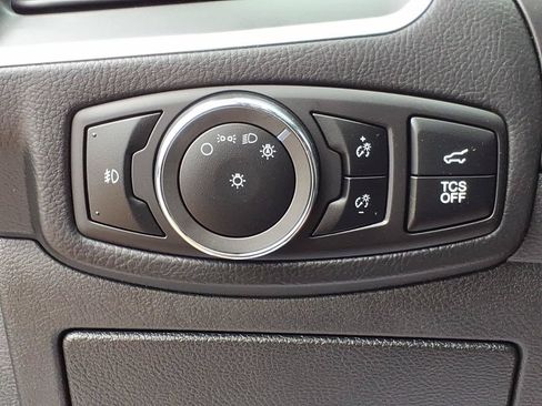Used 2024 Ford Edge Titanium AWD/4WD image 15