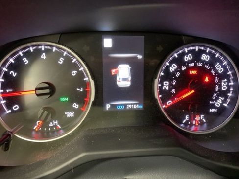 Used 2022 Toyota RAV4 XLE image 14