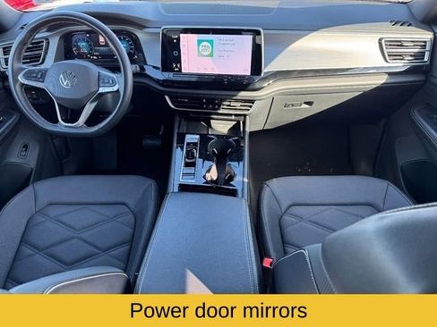 Used 2024 Volkswagen Atlas Cross Sport SE AWD/4WD image 16