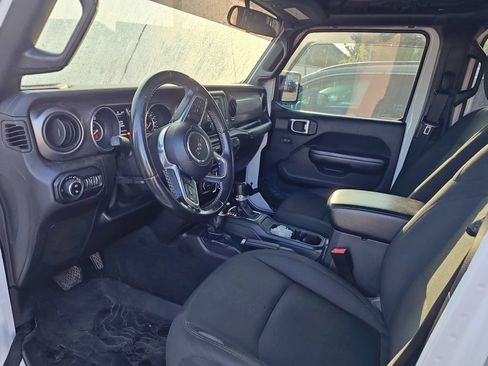 Used 2020 Jeep Gladiator Sport w/ Quick Order Package 24S AWD/4WD image 10
