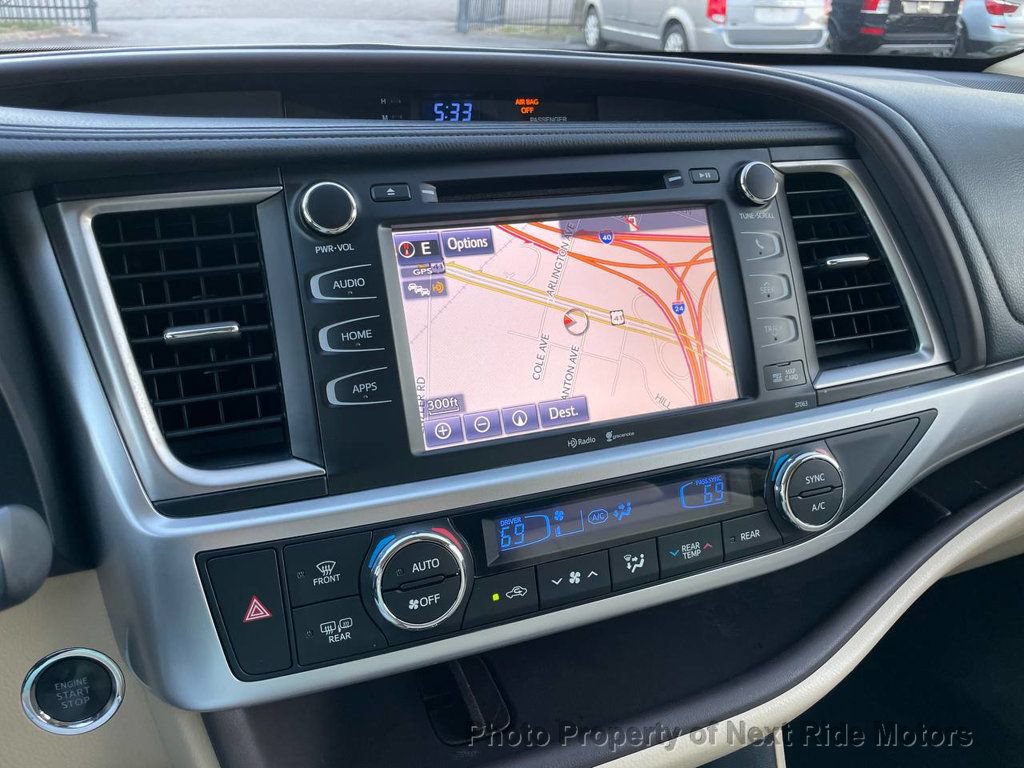 Used 2015 Toyota Highlander XLE AWD/4WD image 21