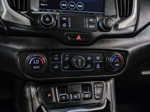 Used 2020 GMC Terrain SLE w/ Driver Convenience Package FWD image 28