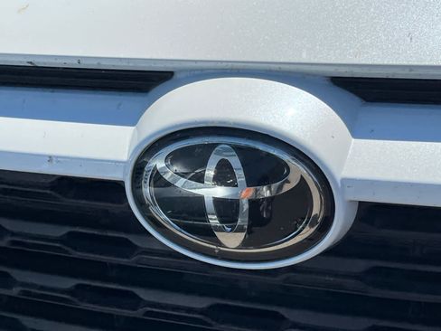 Used 2021 Toyota RAV4 XLE Premium FWD image 13