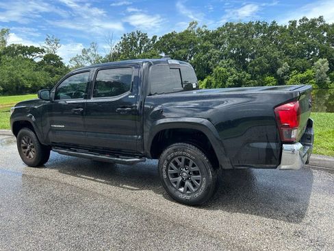 Used 2023 Toyota Tacoma SR5 RWD image 4