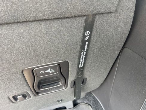 Used 2025 Kia Carnival SX image 54