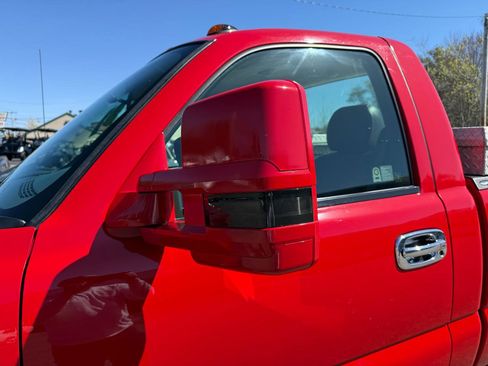 Used 2005 GMC Sierra 3500 W/T w/ Snow Plow Prep Package AWD/4WD image 7