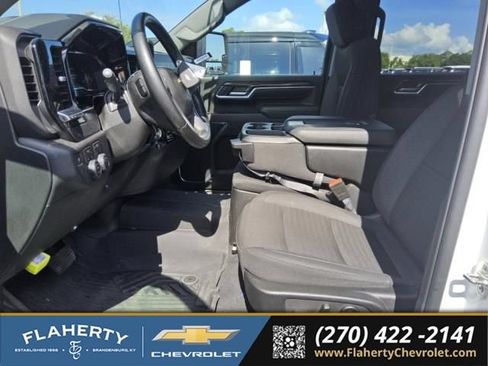 Used 2025 Chevrolet Silverado 2500 LT AWD/4WD image 6
