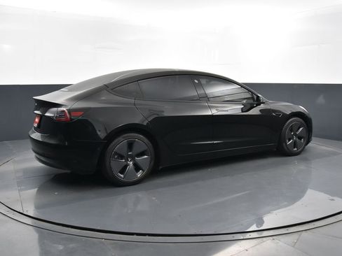 Used 2021 Tesla Model 3 Standard Range Plus image 30