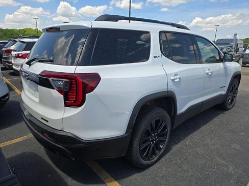 Used 2023 GMC Acadia SLT w/ Elevation Edition AWD/4WD image 4