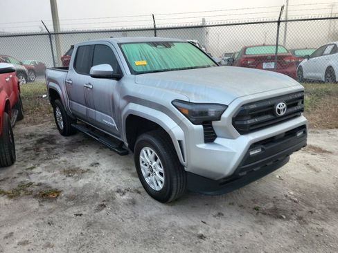 Used 2024 Toyota Tacoma SR5 image 2