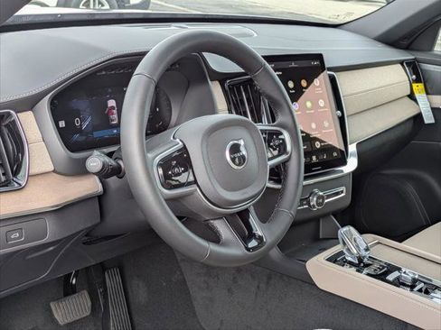 New 2026 Volvo XC90 B6 Plus w/ Protection Package Premier image 7