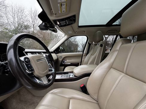 Used 2016 Land Rover Range Rover image 8
